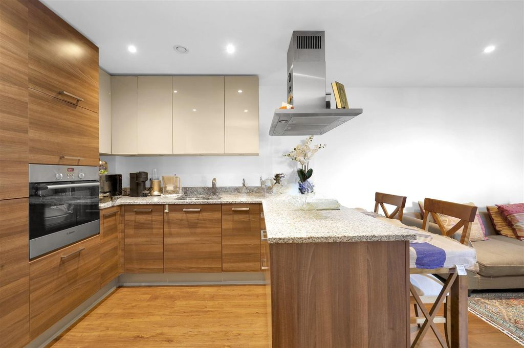 Квартира в Лондоне, Великобритания, 61 м² - фото 18