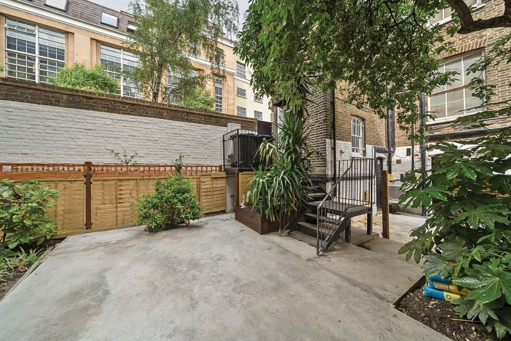 Квартира в Лондоне, Великобритания, 46 м² - фото 19