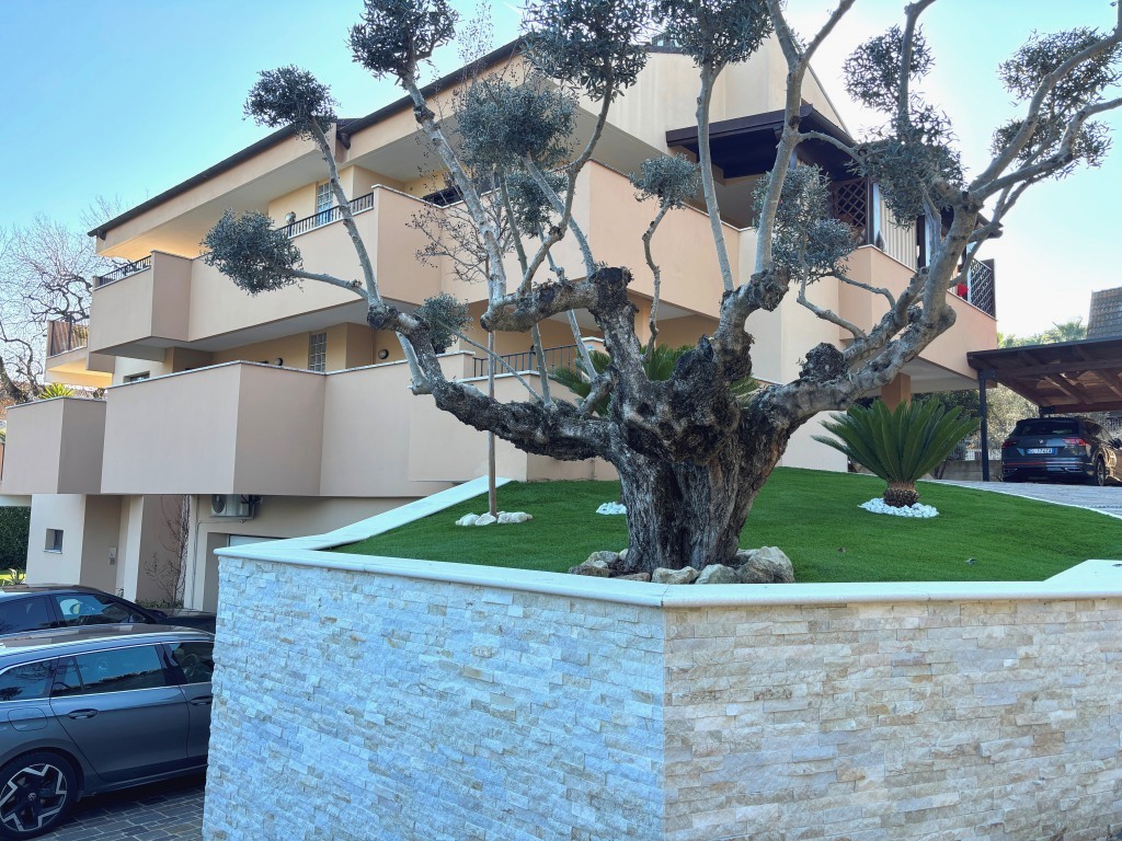 Дом в Монтесильвано, Италия, 300 м² - фото 2