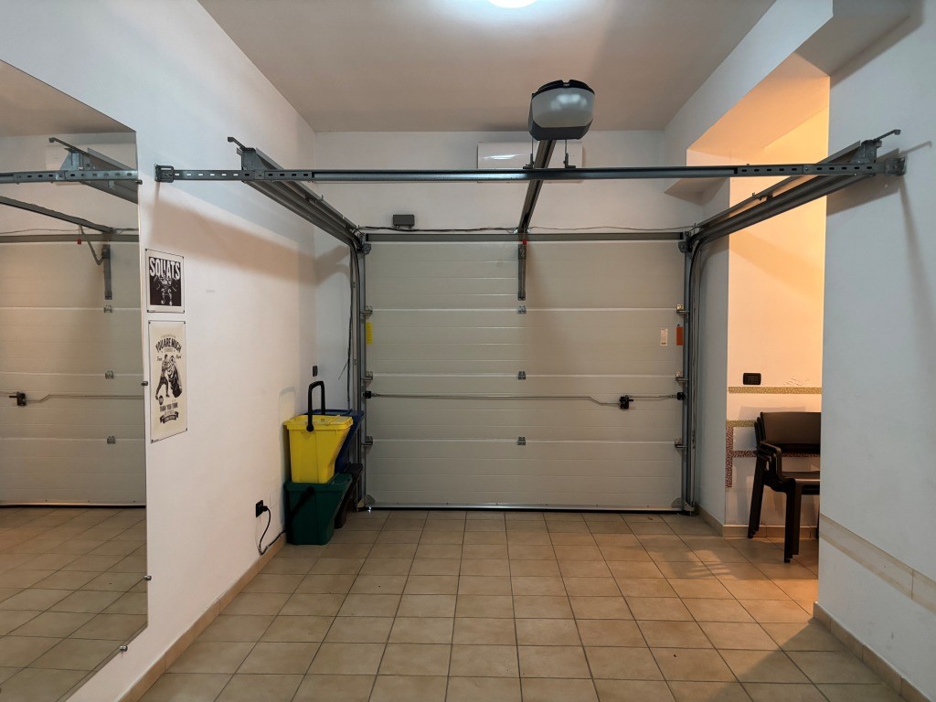 Дом в Монтесильвано, Италия, 300 м² - фото 15