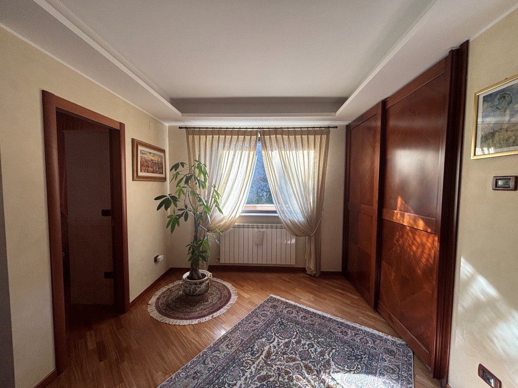 Дом в Монтесильвано, Италия, 300 м² - фото 13