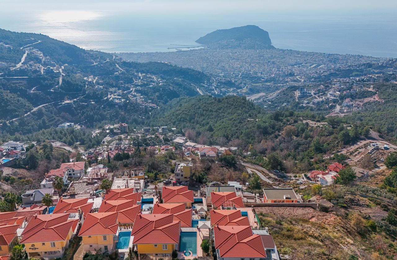 Вилла в Алании, Турция, 270 м² - фото 1