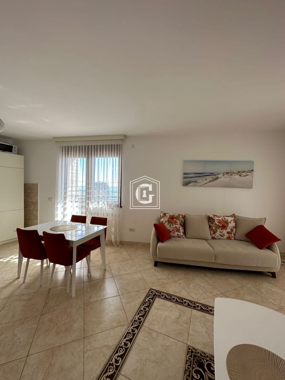 Апартаменты в Бечичи, Черногория, 67 м² - фото 1