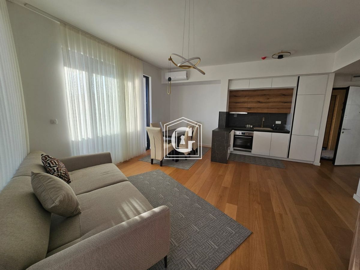 Апартаменты в Бечичи, Черногория, 67 м² - фото 1