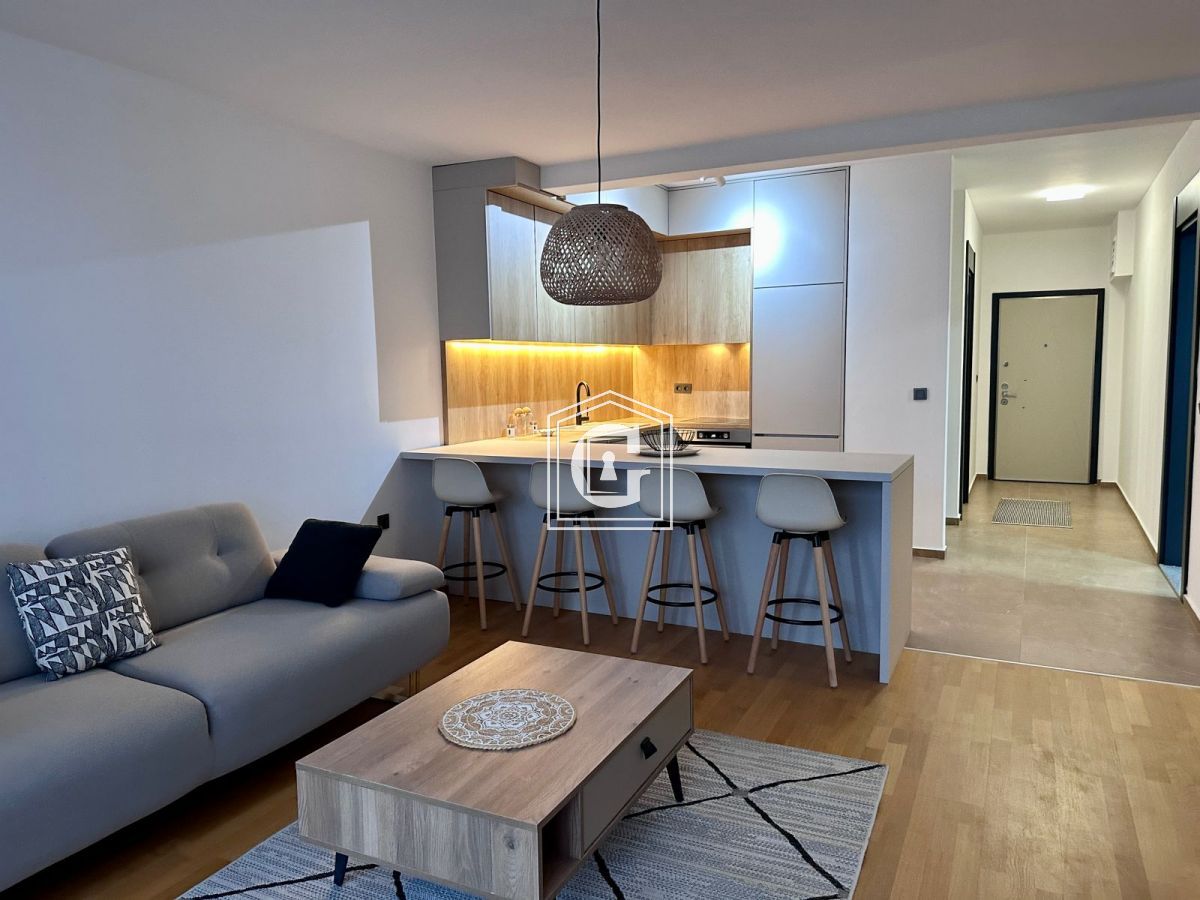 Апартаменты в Святом Стефане, Черногория, 67 м² - фото 1