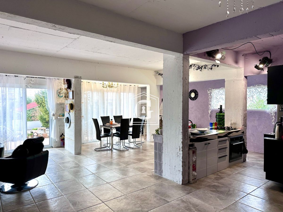 Вилла в Кримовице, Черногория, 120 м² - фото 1