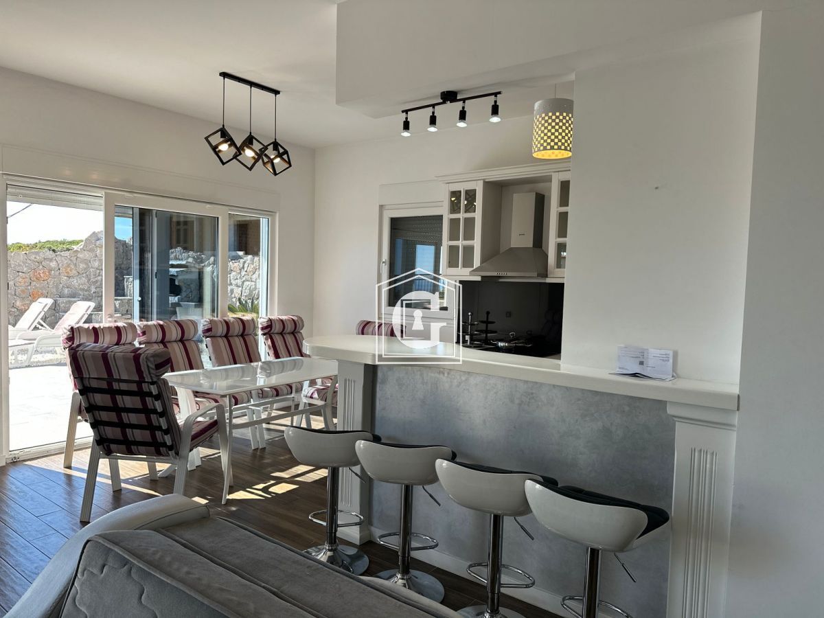 Вилла в Кримовице, Черногория, 98 м² - фото 1