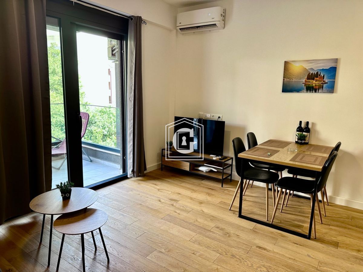 Апартаменты в Бечичи, Черногория, 40 м² - фото 1