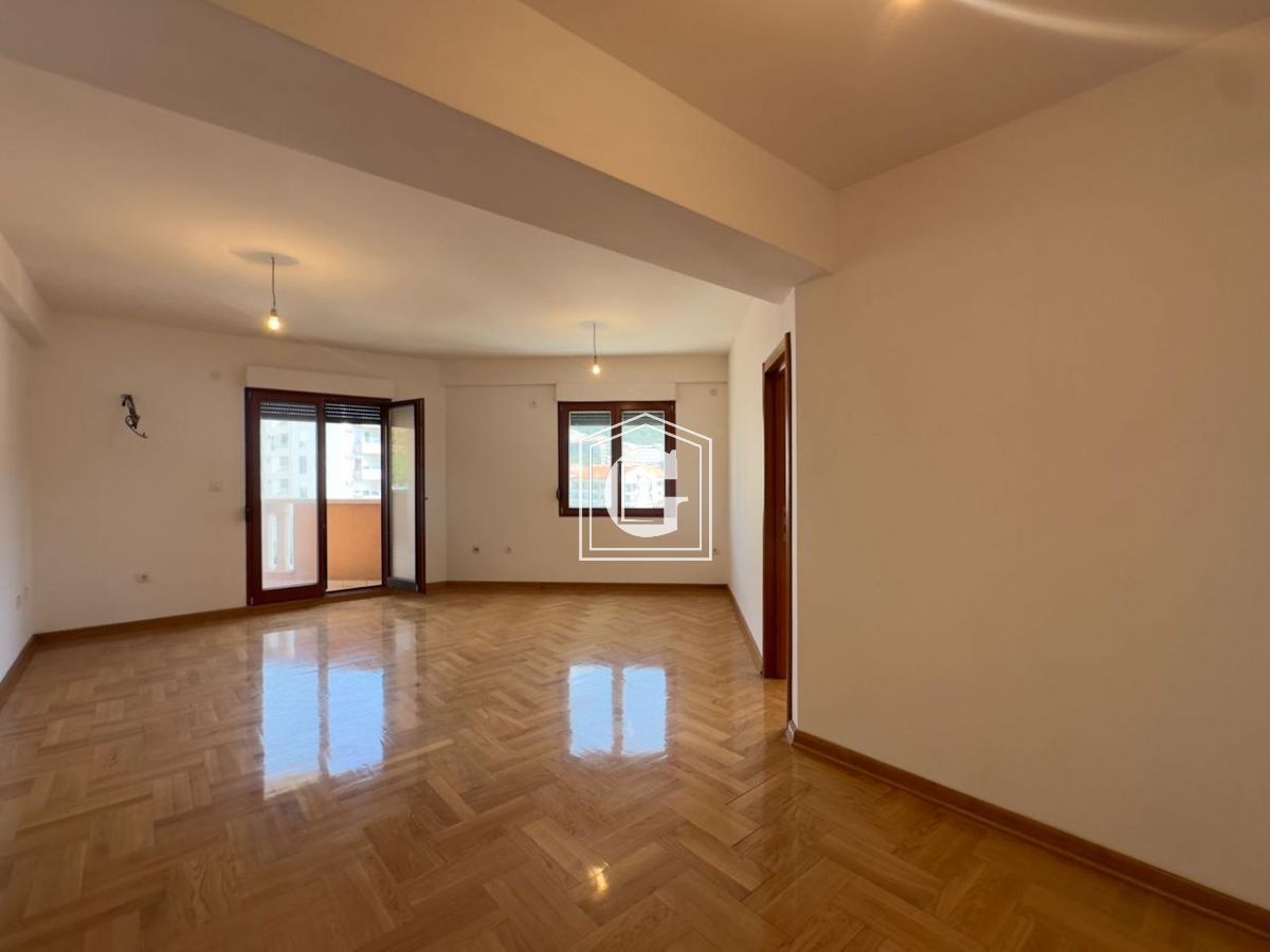 Апартаменты в Будве, Черногория, 72 м² - фото 1