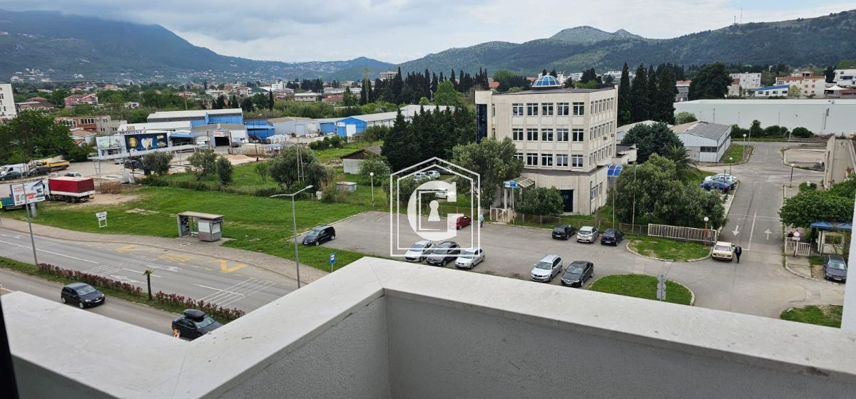 Апартаменты в Баре, Черногория, 47 м² - фото 1