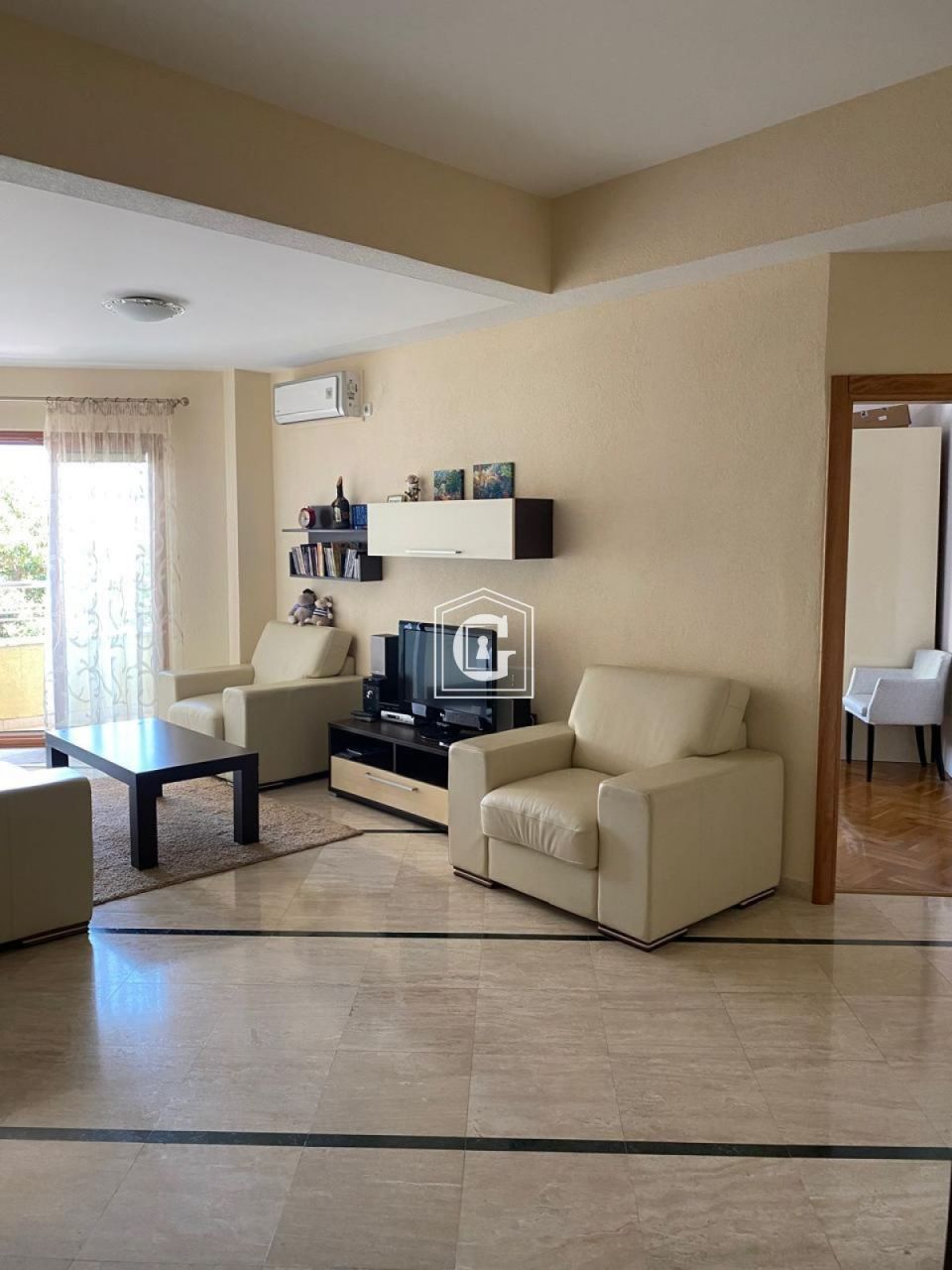 Апартаменты в Херцег-Нови, Черногория, 64 м² - фото 1