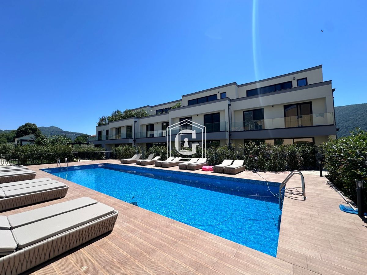 Поместье в Ластве, Черногория, 135 м² - фото 1