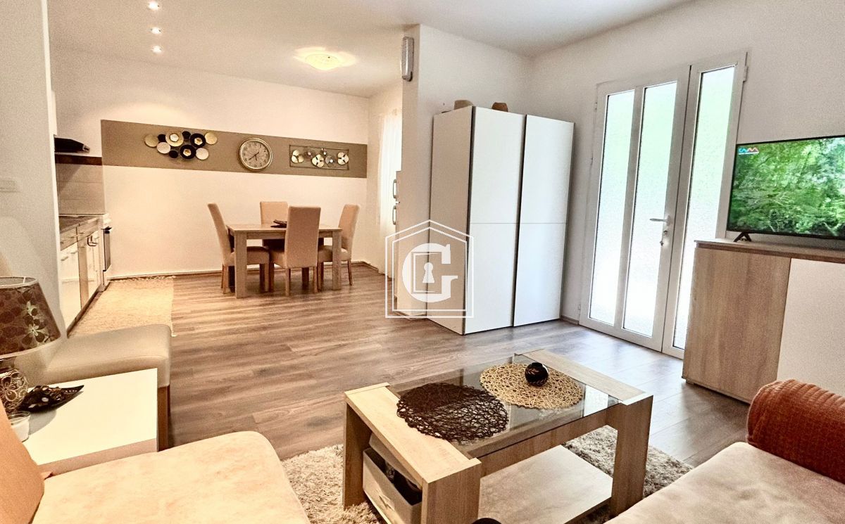 Апартаменты в Будве, Черногория, 88 м² - фото 1