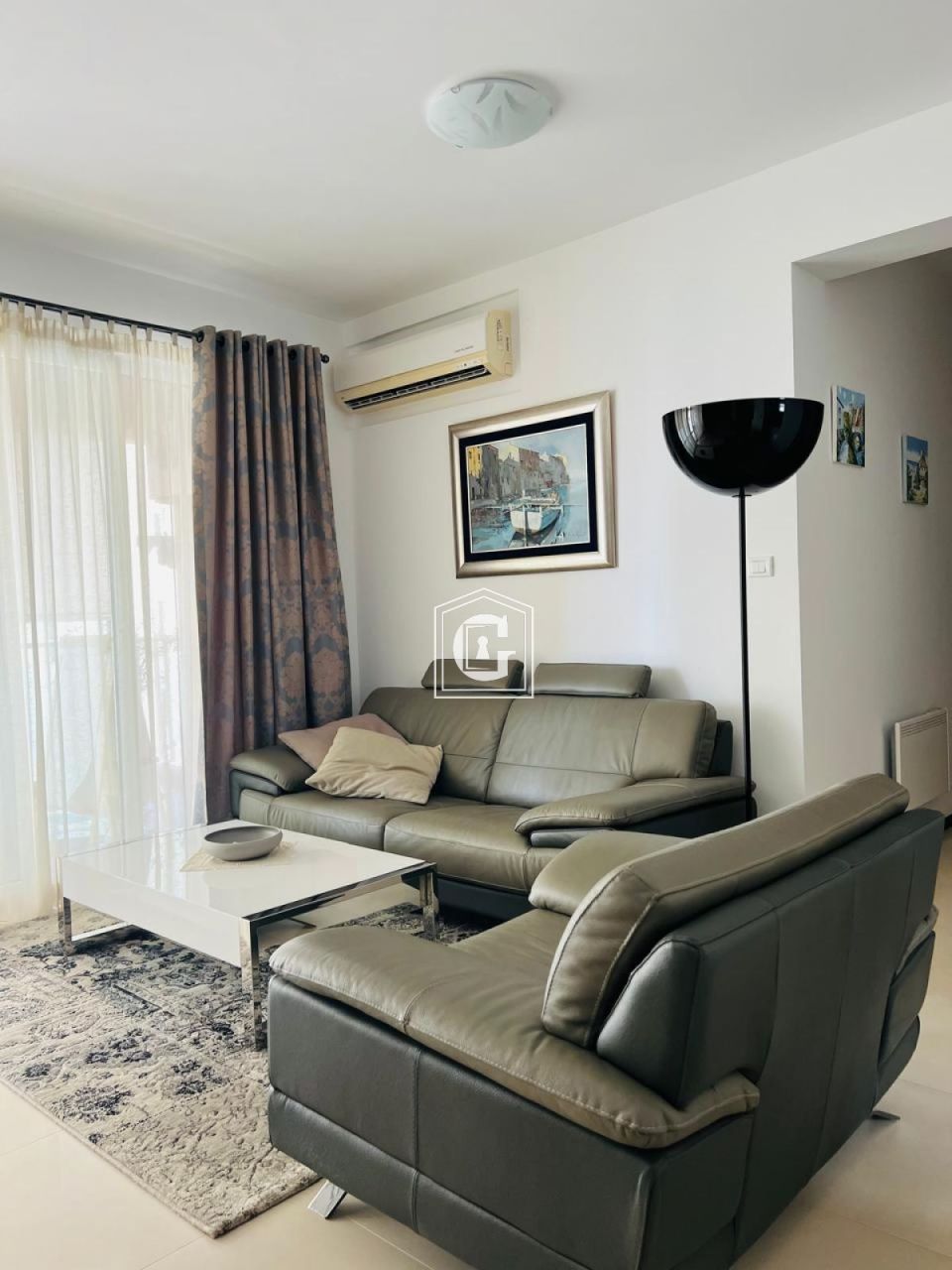 Апартаменты в Бечичи, Черногория, 136 м² - фото 1