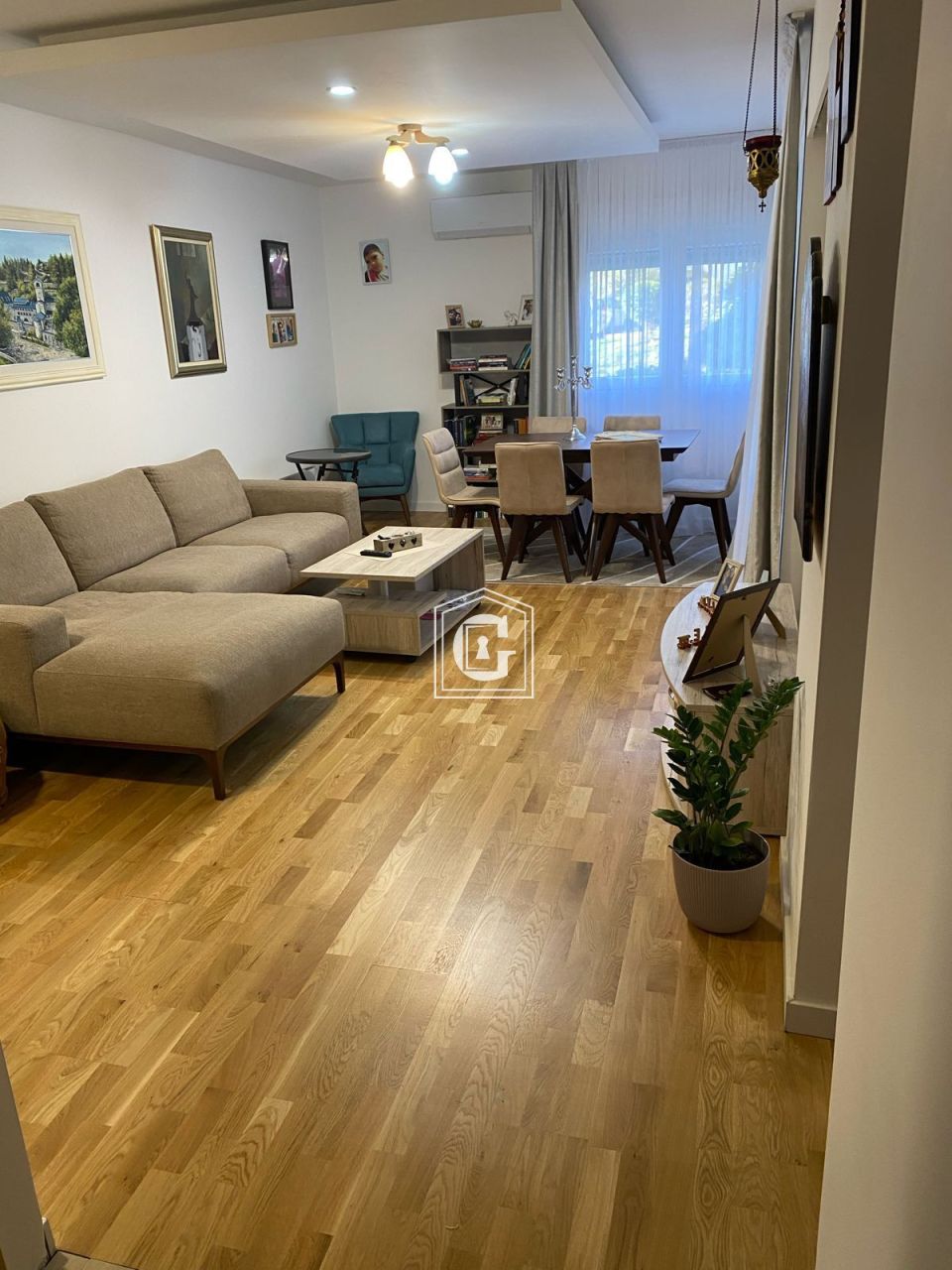 Апартаменты в Тивате, Черногория, 64 м² - фото 1