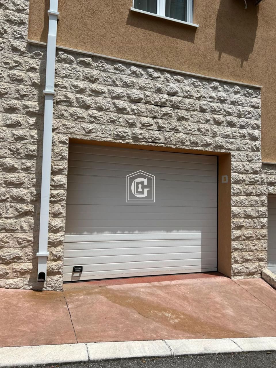 Коммерческая недвижимость в Ивановичи, Черногория, 20 м² - фото 1