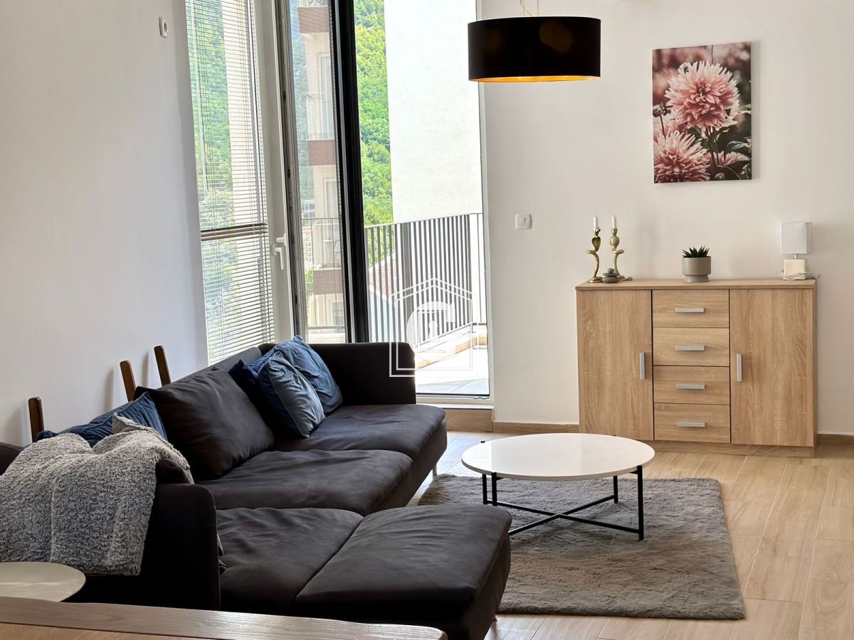 Апартаменты в Бечичи, Черногория, 103 м² - фото 1