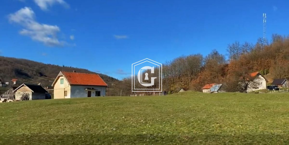 Земля в Жабляке, Черногория, 500 м² - фото 1