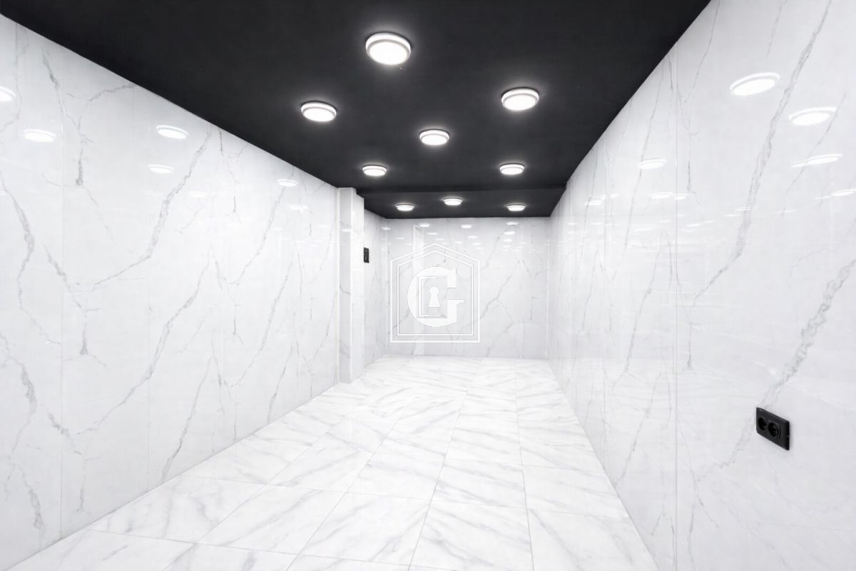 Коммерческая недвижимость в Будве, Черногория, 31 м² - фото 2