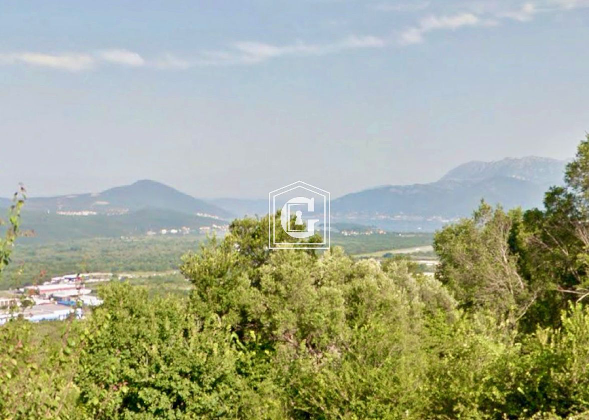 Земля в Тивате, Черногория, 1 406 м² - фото 2