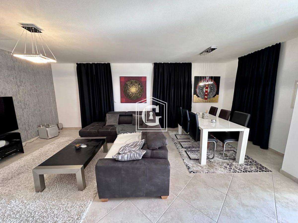 Вилла в Кримовице, Черногория, 180 м² - фото 2