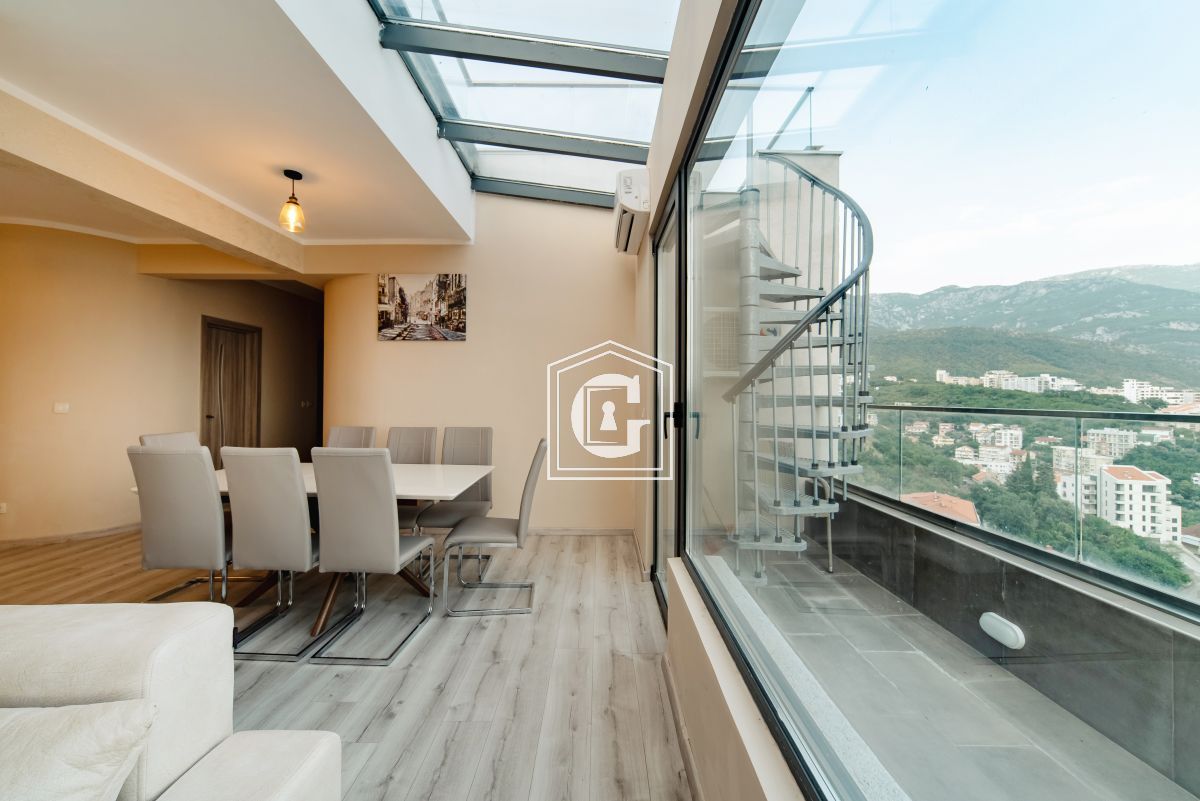 Апартаменты в Бечичи, Черногория, 257 м² - фото 2