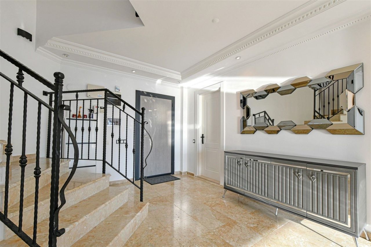 Вилла в Алании, Турция, 300 м² - фото 14