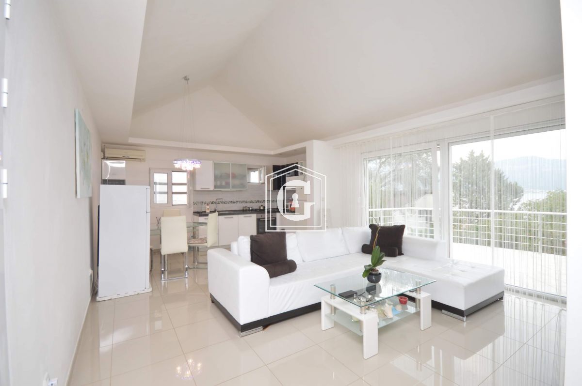 Вилла в Крашичах, Черногория, 186 м² - фото 2