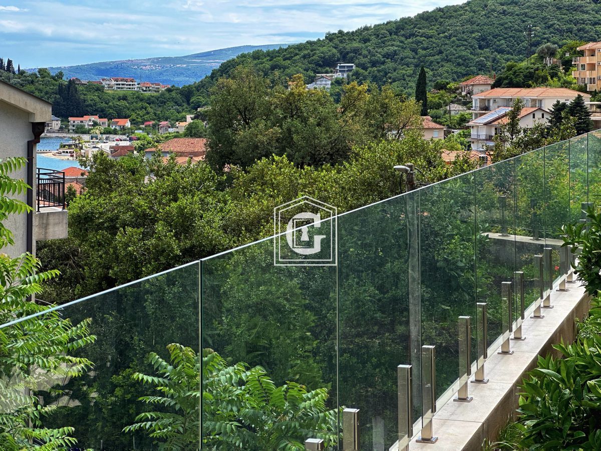 Апартаменты в Каменари, Черногория, 55 м² - фото 2