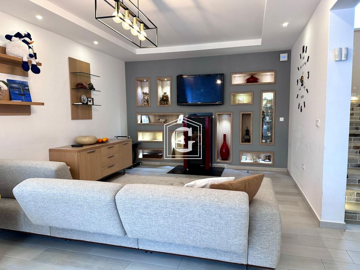 Вилла в Кримовице, Черногория, 200 м² - фото 2