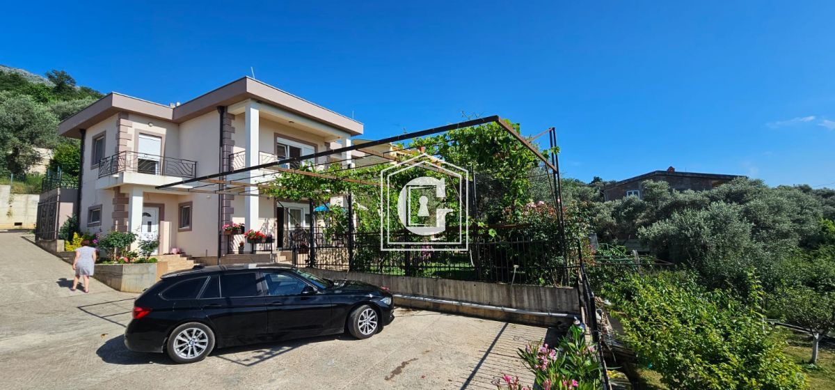 Вилла в Баре, Черногория, 170 м² - фото 2