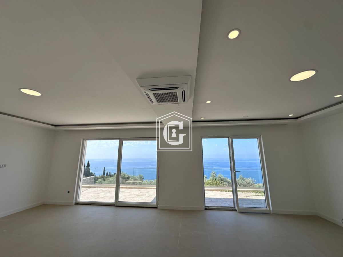 Вилла в Режевичах, Черногория, 217 м² - фото 2