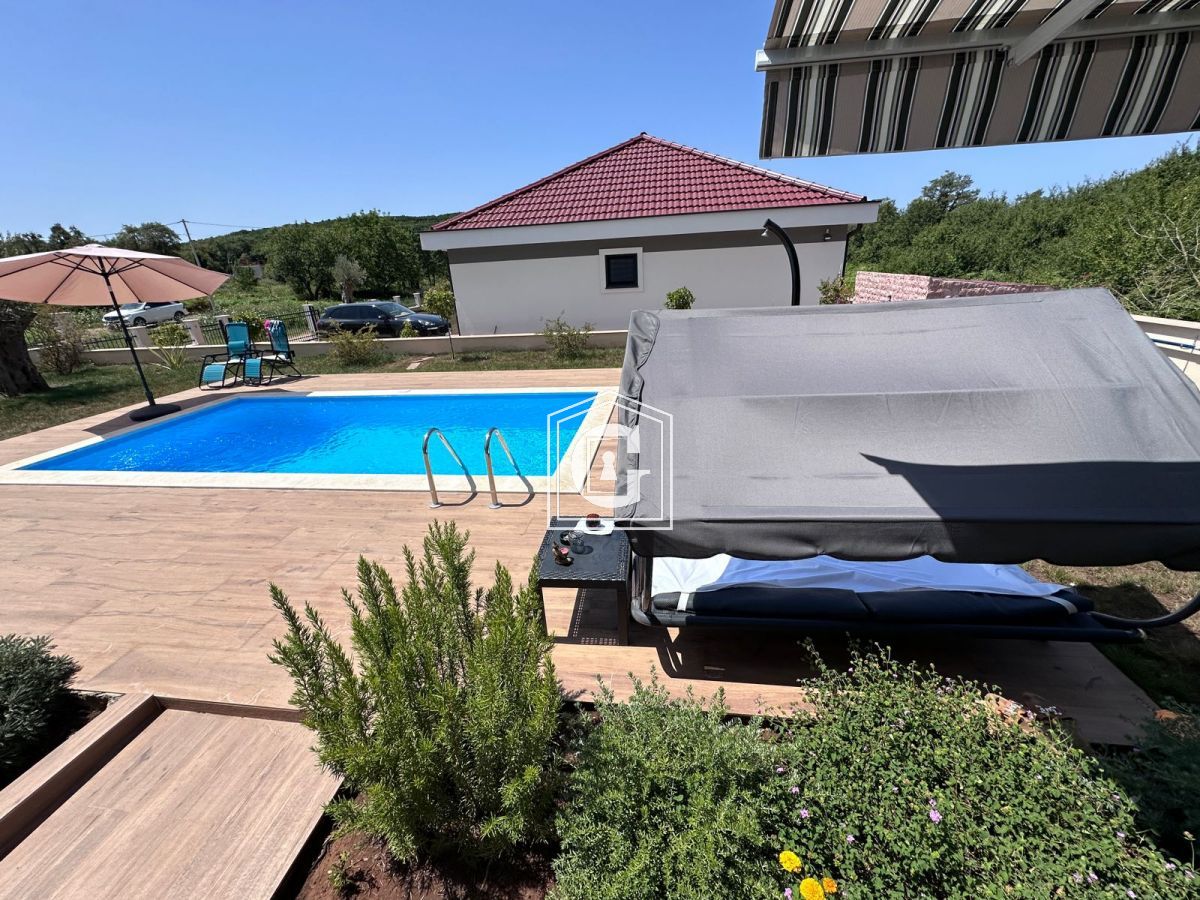 Вилла в Кримовице, Черногория, 103 м² - фото 3