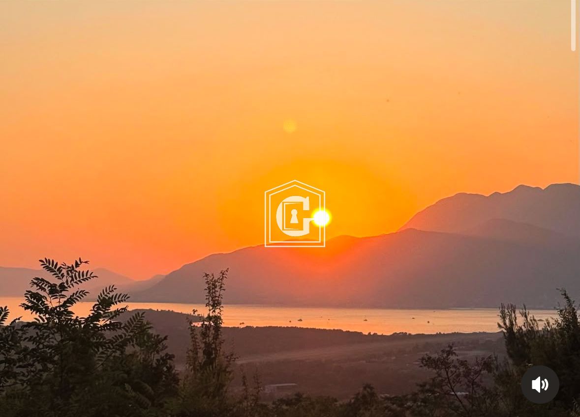 Земля в Тивате, Черногория, 1 035 м² - фото 3