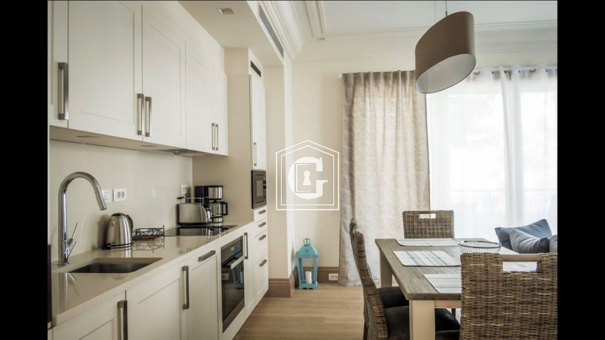 Апартаменты в Тивате, Черногория, 111 м² - фото 3