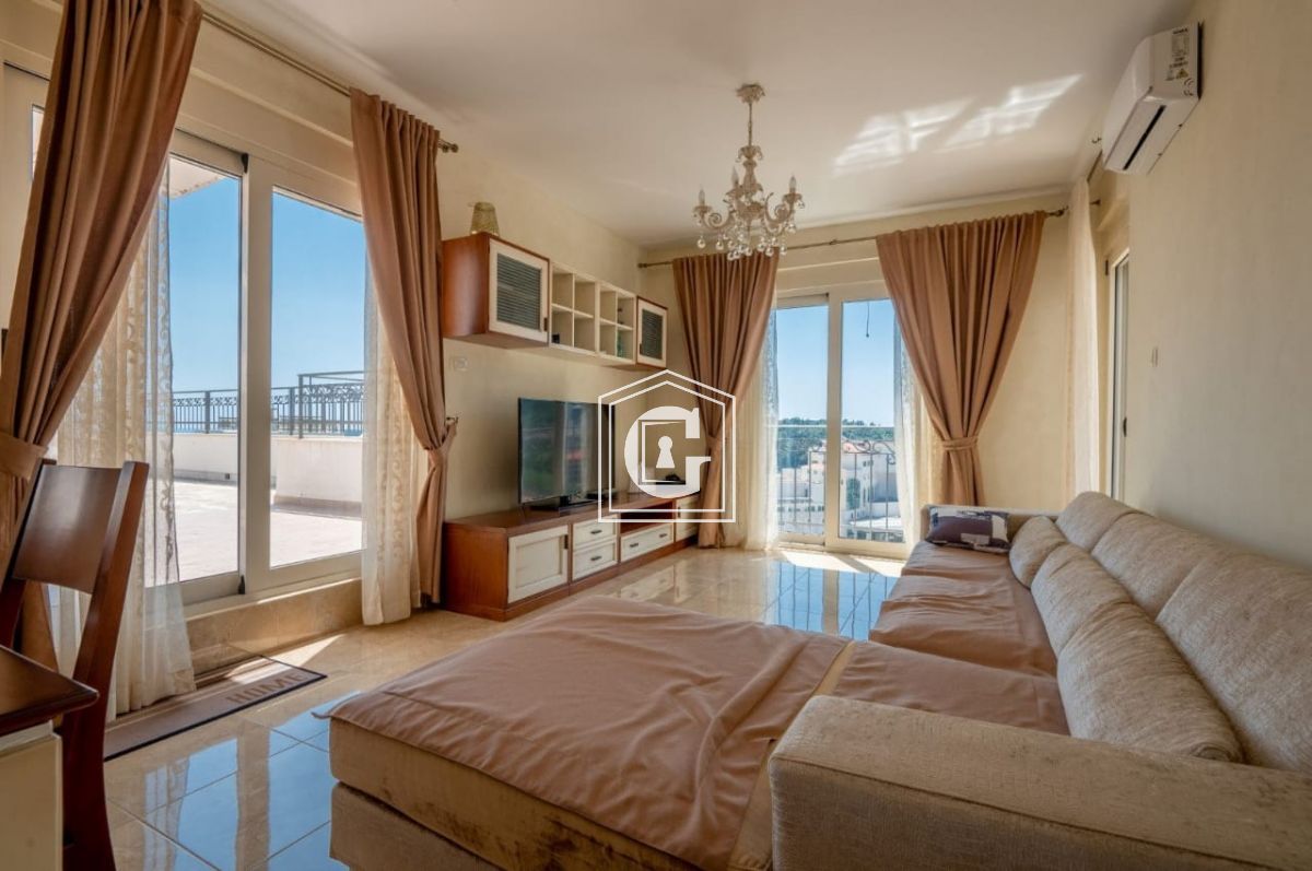 Апартаменты в Бечичи, Черногория, 265 м² - фото 3