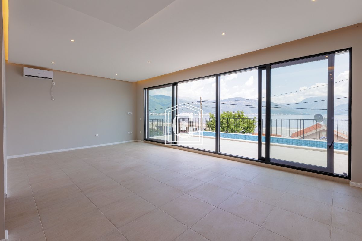 Вилла в Крашичах, Черногория, 200 м² - фото 3