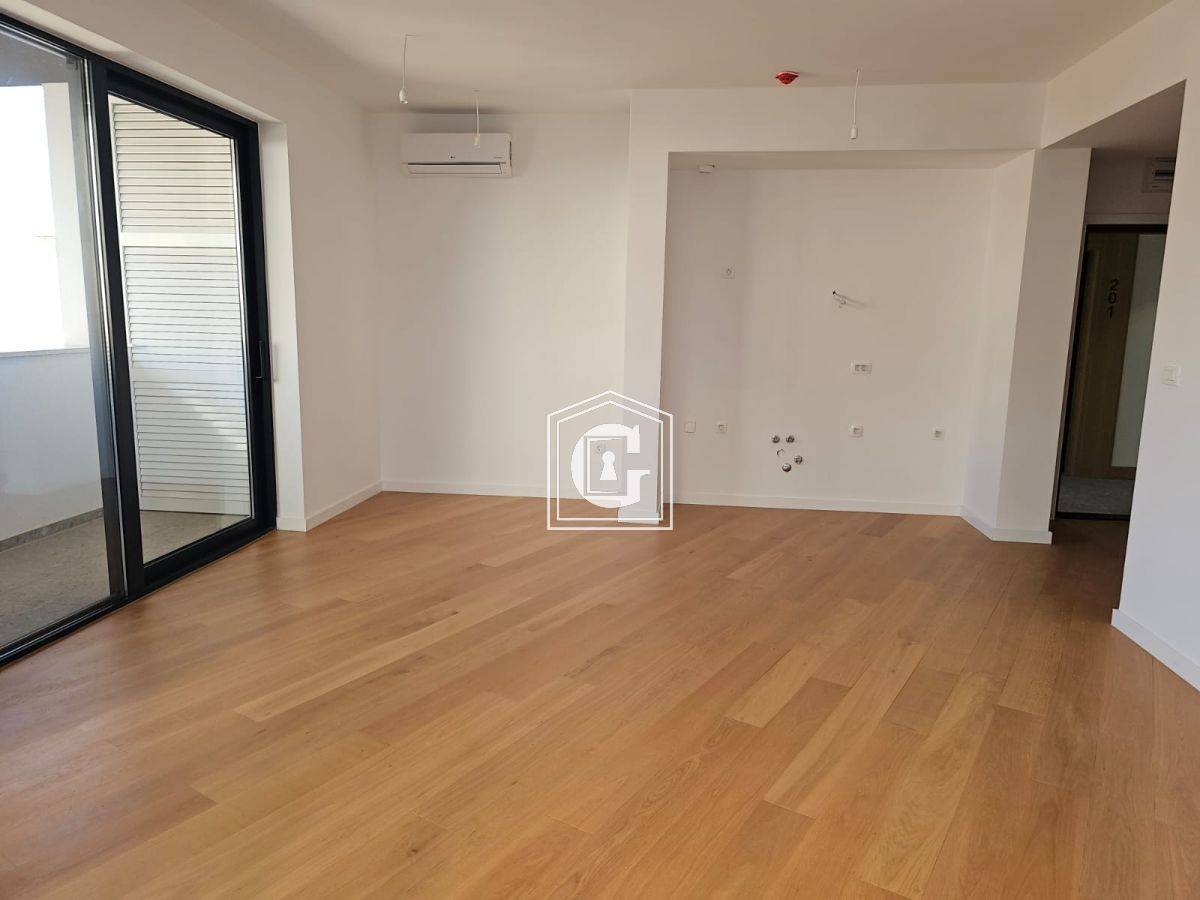 Апартаменты в Бечичи, Черногория, 66 м² - фото 3