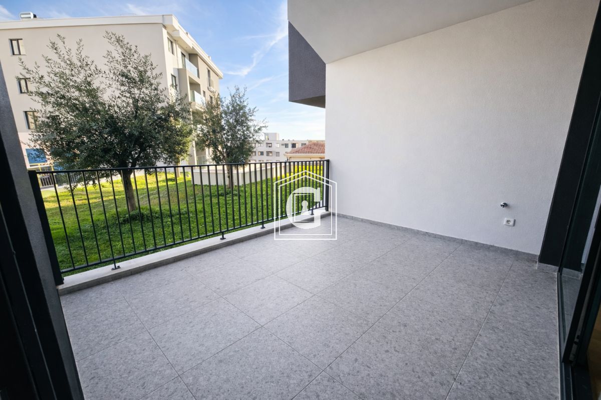 Апартаменты в Бечичи, Черногория, 59 м² - фото 4