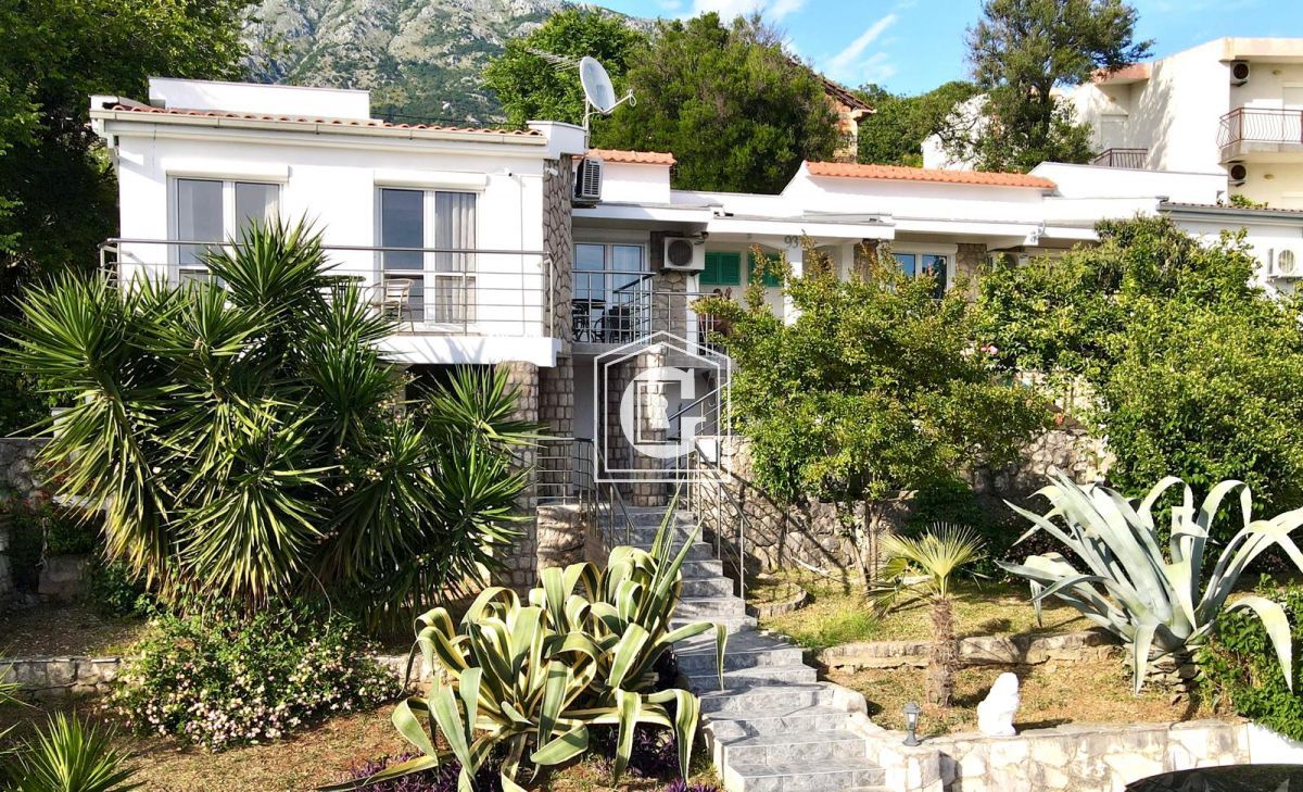 Вилла в Добра Воде, Черногория, 142 м² - фото 4