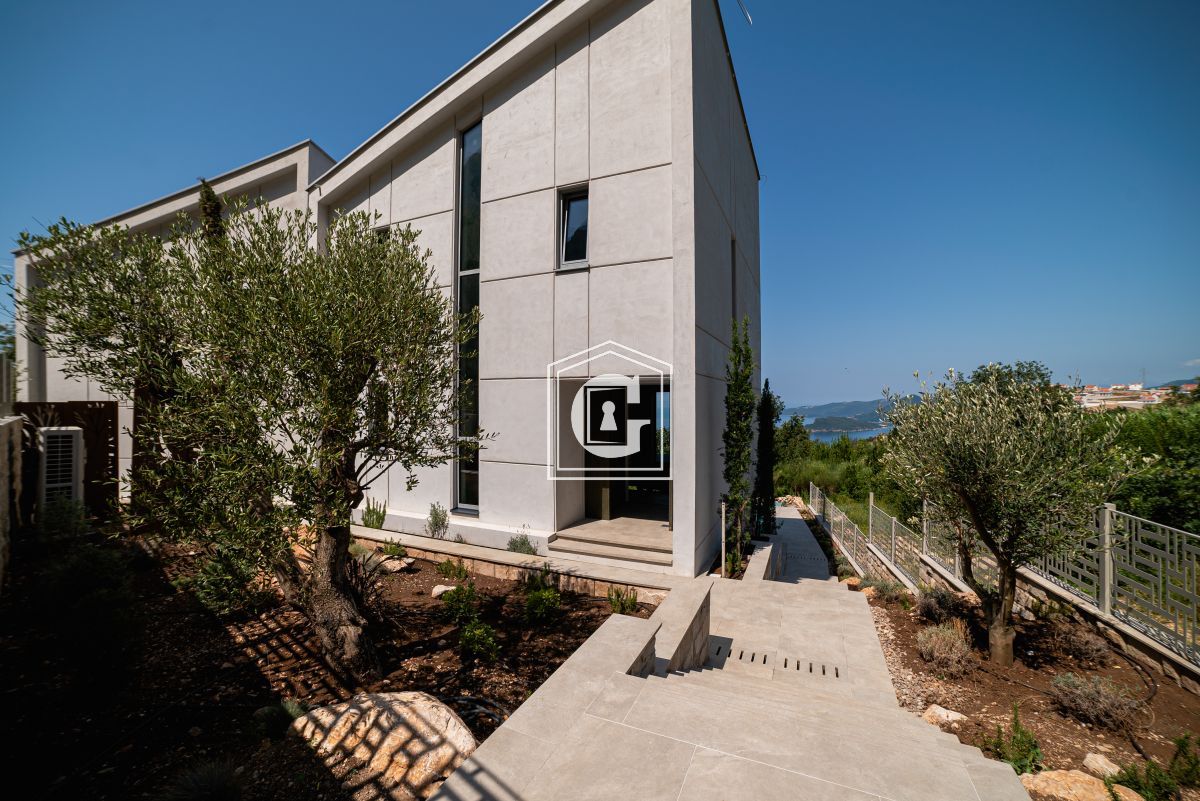 Вилла в Режевичах, Черногория, 230 м² - фото 4