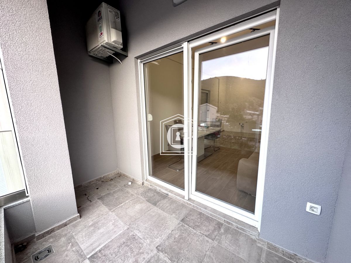 Коммерческая недвижимость в Будве, Черногория, 44 м² - фото 4