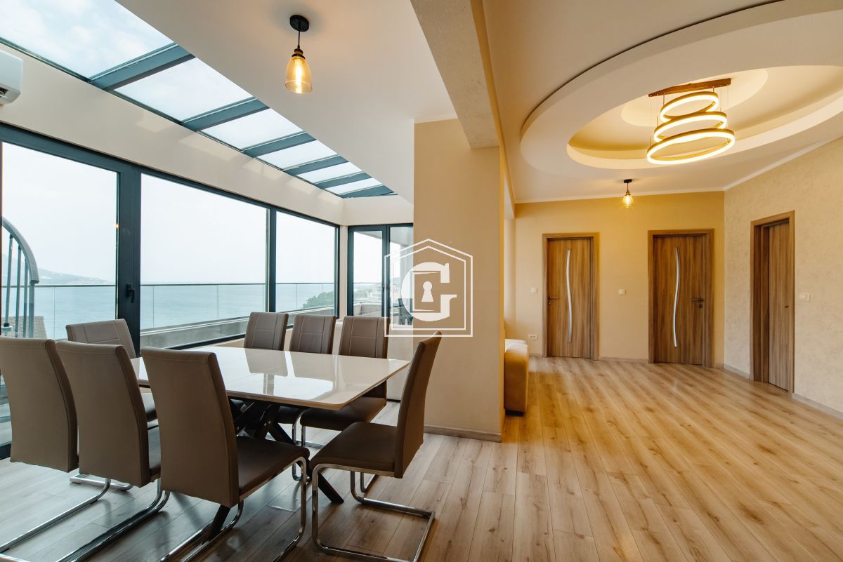 Апартаменты в Бечичи, Черногория, 257 м² - фото 4