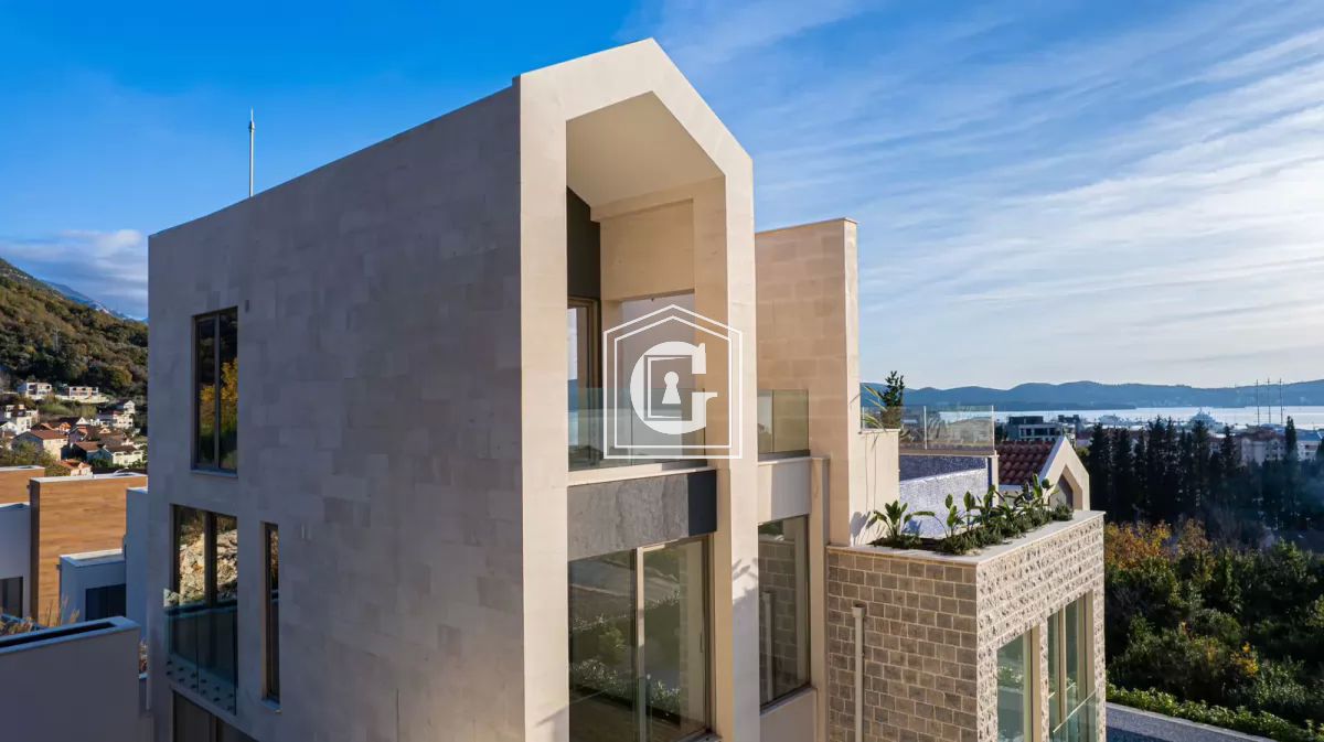 Таунхаус в Тивате, Черногория, 101 м² - фото 4