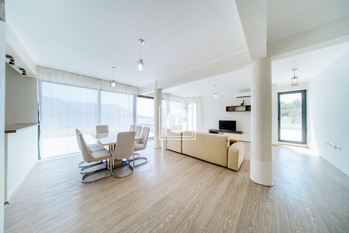 Апартаменты в Бечичи, Черногория, 233 м² - фото 4