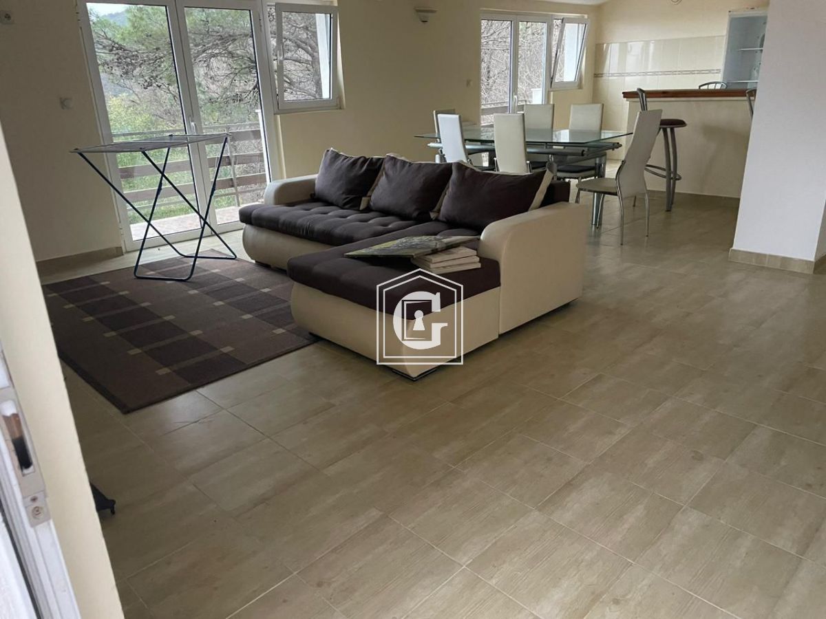 Вилла в Будве, Черногория, 300 м² - фото 1