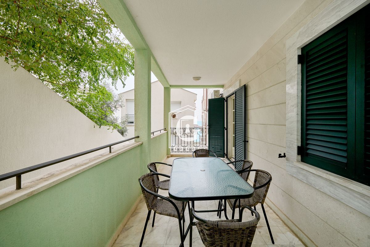 Апартаменты в Святом Стефане, Черногория, 89 м² - фото 5