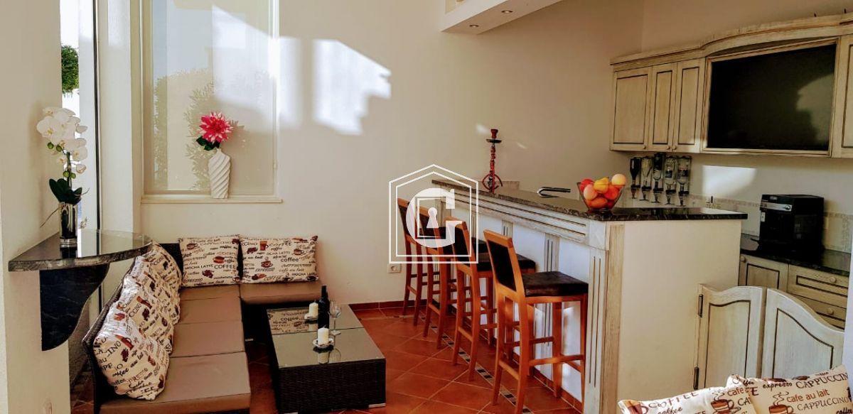 Апартаменты в Бечичи, Черногория, 168 м² - фото 5