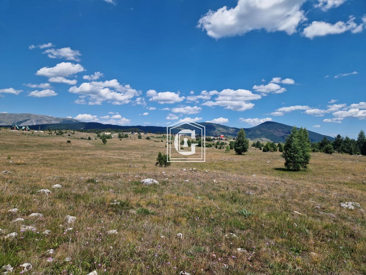 Земля в Жабляке, Черногория, 500 м² - фото 6