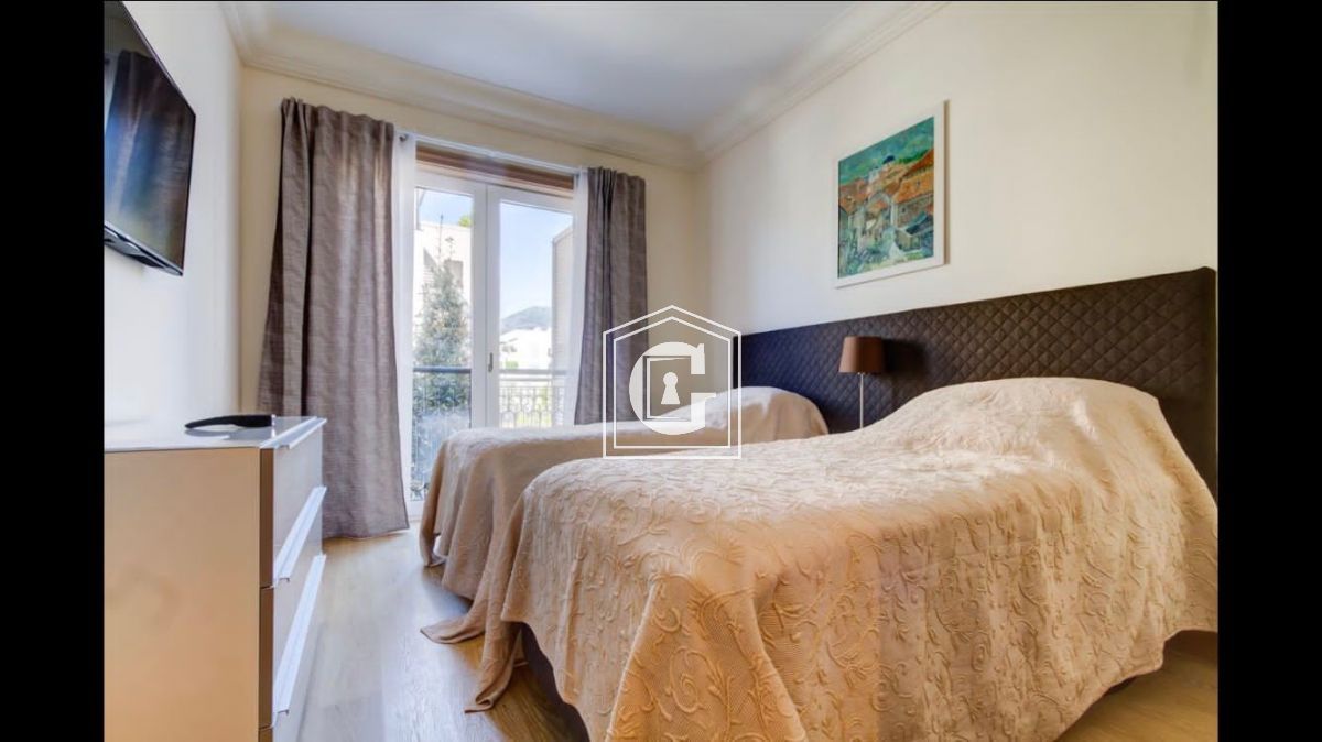 Апартаменты в Тивате, Черногория, 111 м² - фото 6